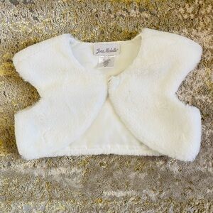 4T faux fur shrug